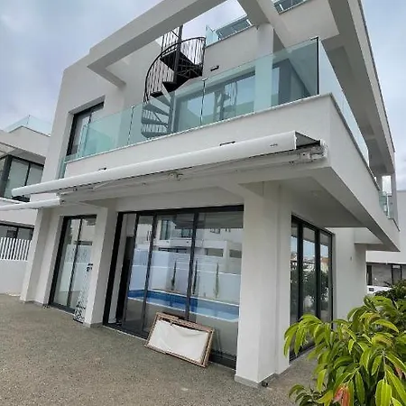 Giovani Homes Vrysoudion 156 *