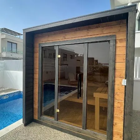 Giovani Homes Vrysoudion 156 *